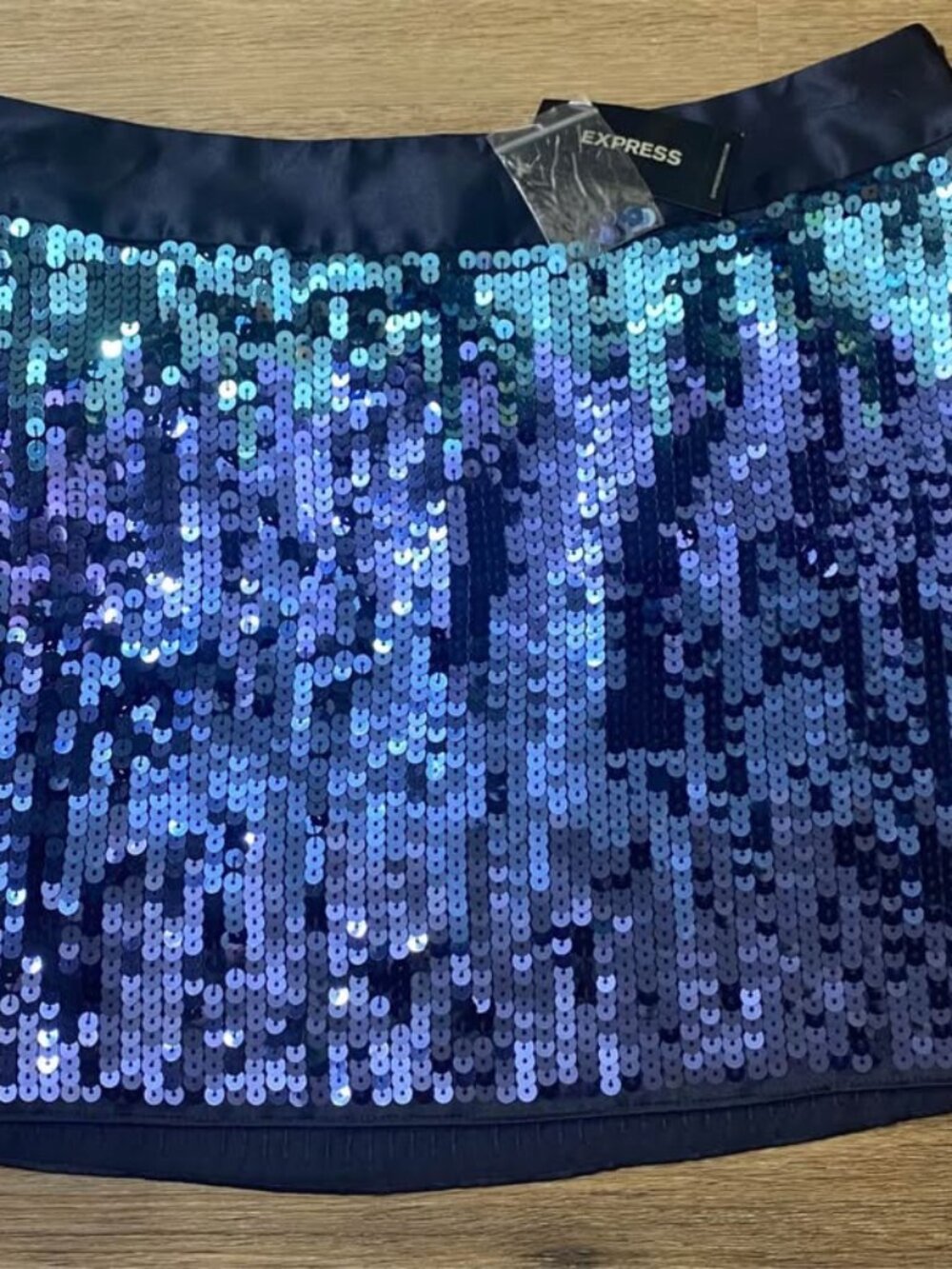 Express Design Studio NWT Blue Ombré Mermaid Sequin Mini Skirt Size 2